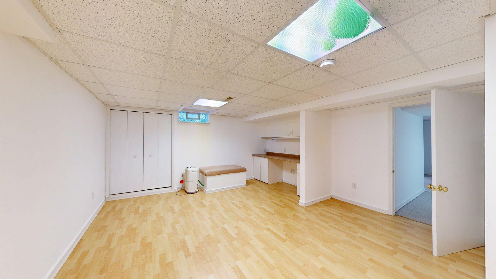 3393 Cromwell Road Ann Arbor, MI 48105 - Photo 27 of 32 3393-Cromwell-Rd-07252025_101216