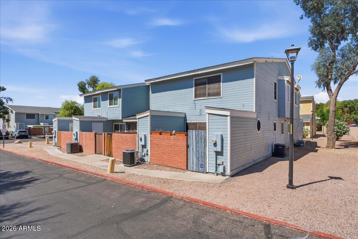 510 North Alma School Road, Unit 101 Mesa, AZ 85201 - Photo 8 of 21 03-510 N Alma School Rd Unit 10_RedHogMe
