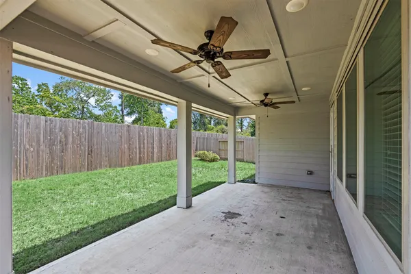 a view of a garage