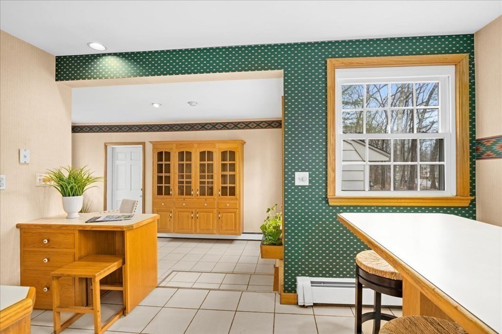 24 Oregon Road Ashland, MA 01721 - Photo 6 of 42