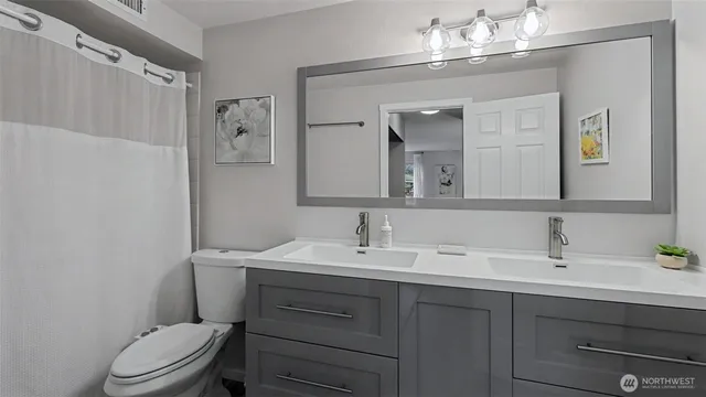 $480,000 | 250 Northwest Dogwood Street, Unit E102, Issaquah, WA 98027