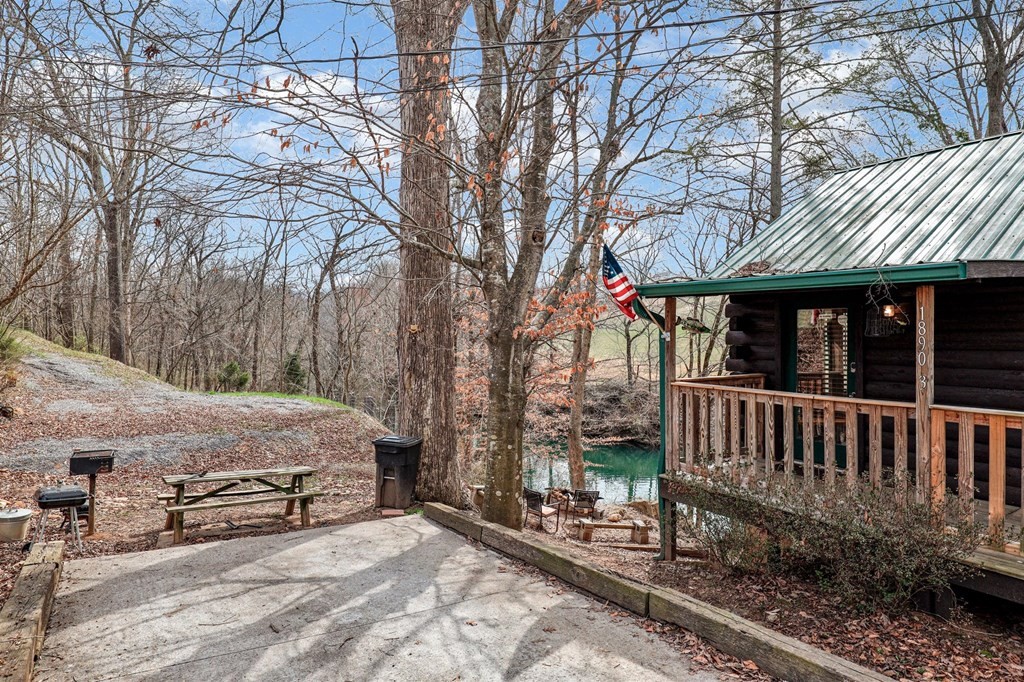 1890 Pittman Center Road Sevierville, TN 37876 - Photo 4 of 28 Gallery Image 4