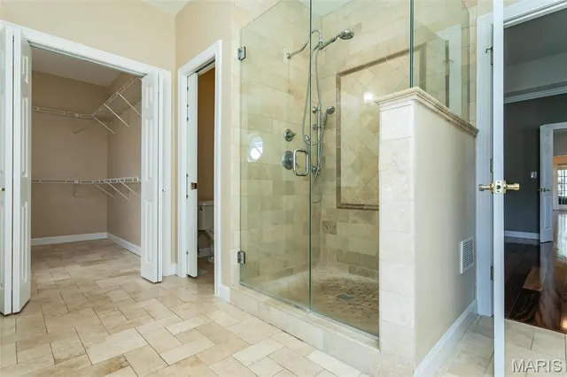 $535,000 | 10 Dunbridge Court, Glen Carbon, IL 62034