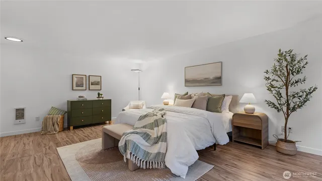 $3,388,000 | 2404 79th Avenue Northeast, Medina, WA 98039