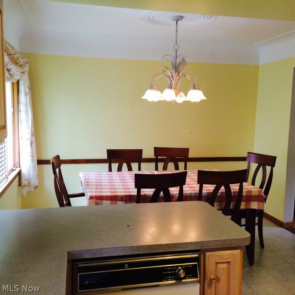 1580 South Meridian Road Austintown, OH 44511 - Photo 15 of 22 inviting !!