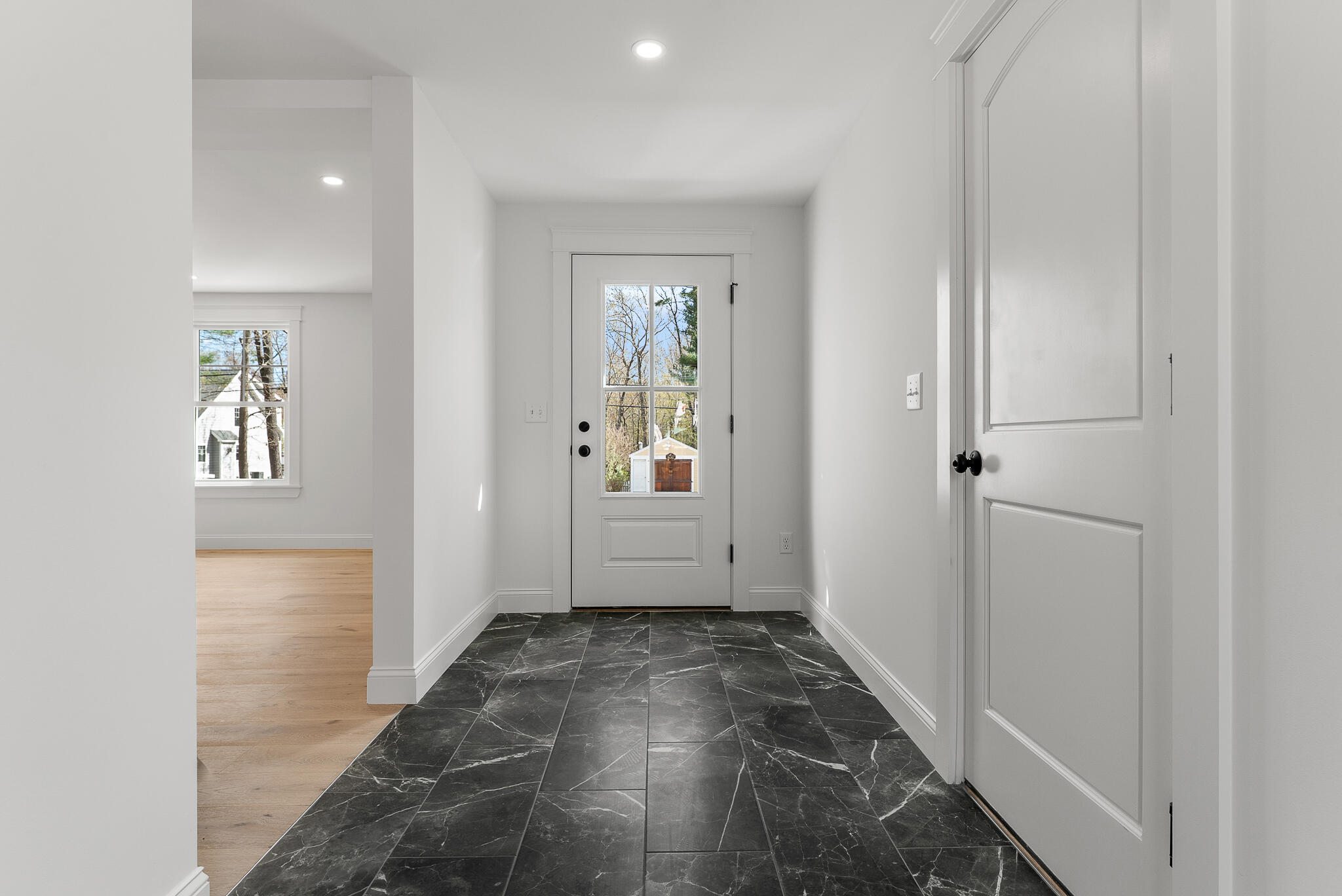 256 Berwick Road Ogunquit, ME 03907 - Photo 3 of 32 Mudroom - Entry