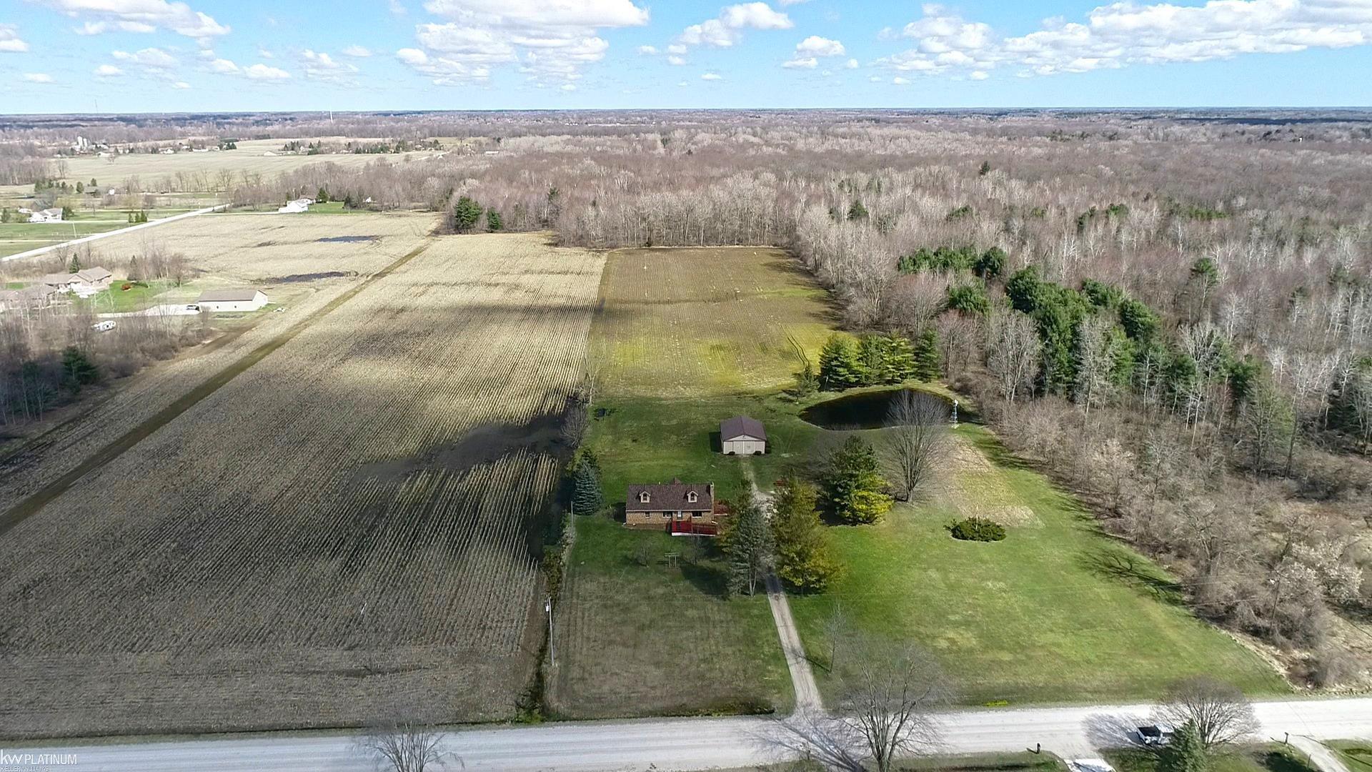 9880 Puttygut Road Casco, MI 48064 - Photo 23 of 64 50138182-2278aef3-e0aa-4bb6-a37d-b6c2cc74a367.JPG