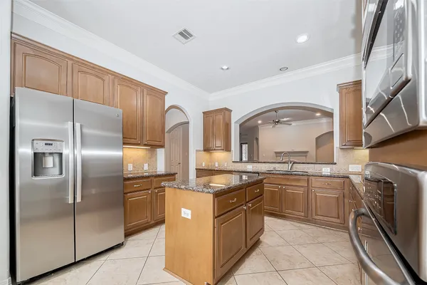 $3,100 | 1522 Olive Park, Houston, TX 77077