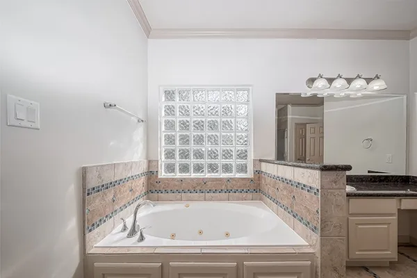 $3,100 | 1522 Olive Park, Houston, TX 77077