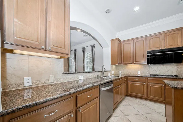 $3,100 | 1522 Olive Park, Houston, TX 77077