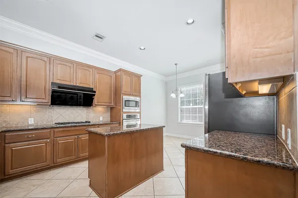 $3,100 | 1522 Olive Park, Houston, TX 77077