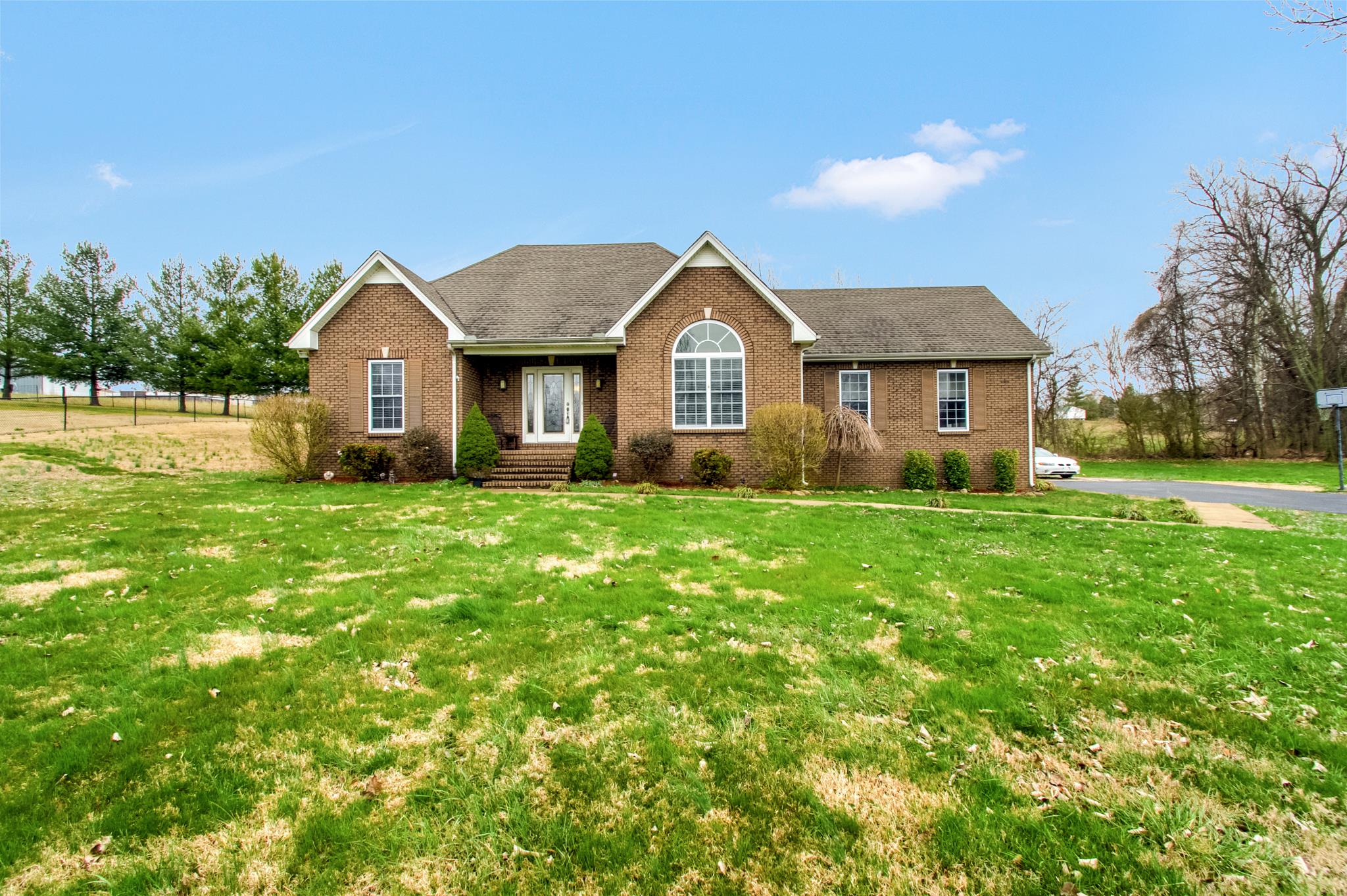 2735 Derby Run Road Springfield, TN 37172 - Photo 1 of 25 a front view of house with yard and green space