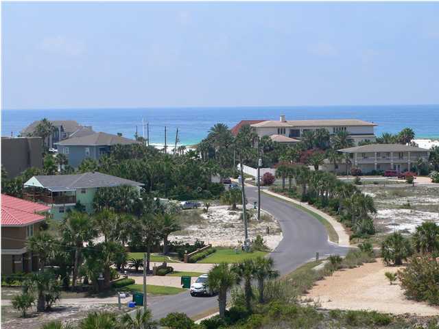 28 Moreno Point Road, Unit A Destin, FL 32541 - Photo 18 of 21 Gallery Image 18