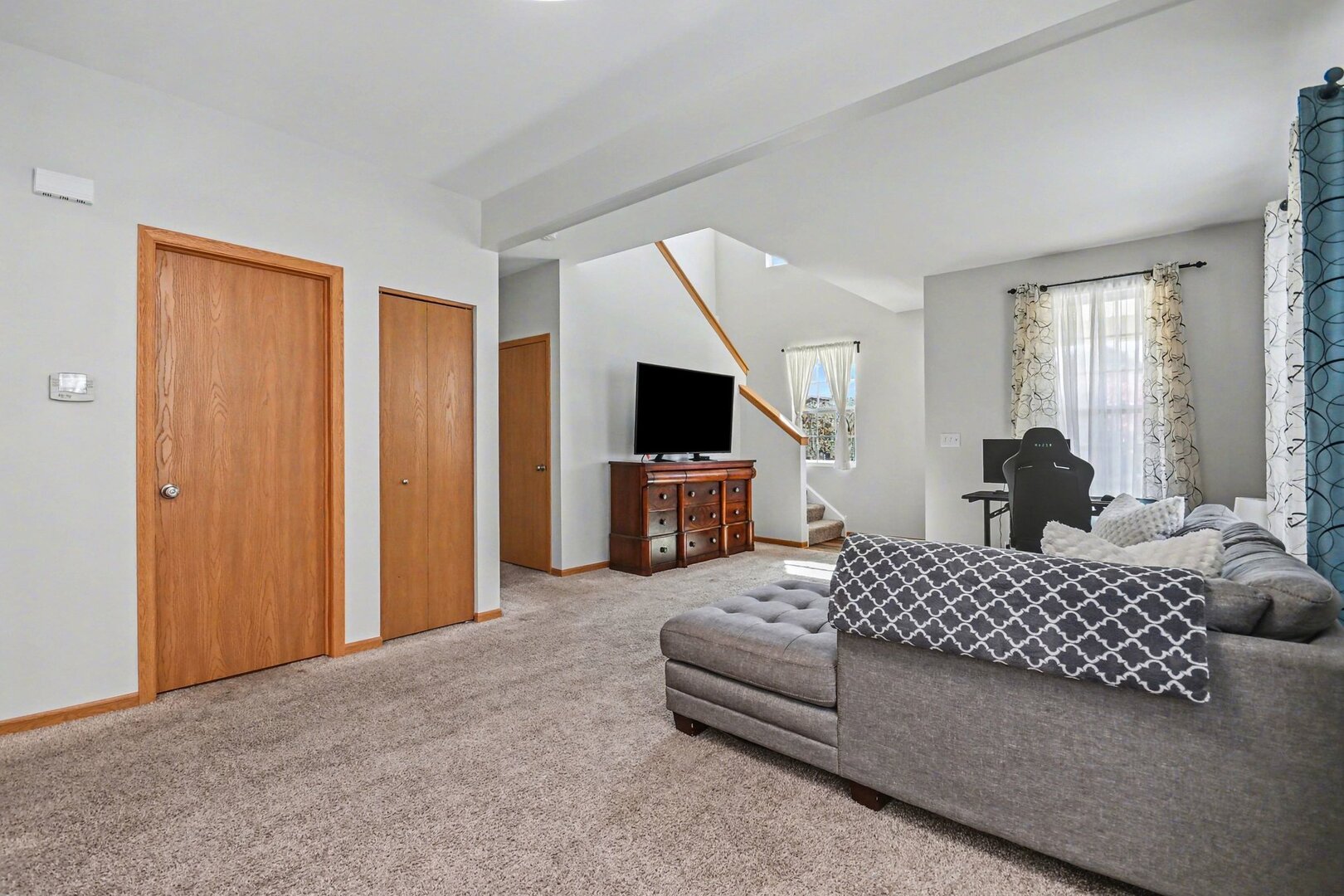 3643 Daisy Lane Elgin, IL 60124 - Photo 8 of 27