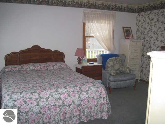 5259 Highway 33 Alger, MI 48610 - Photo 4 of 9 1758178-3.JPG