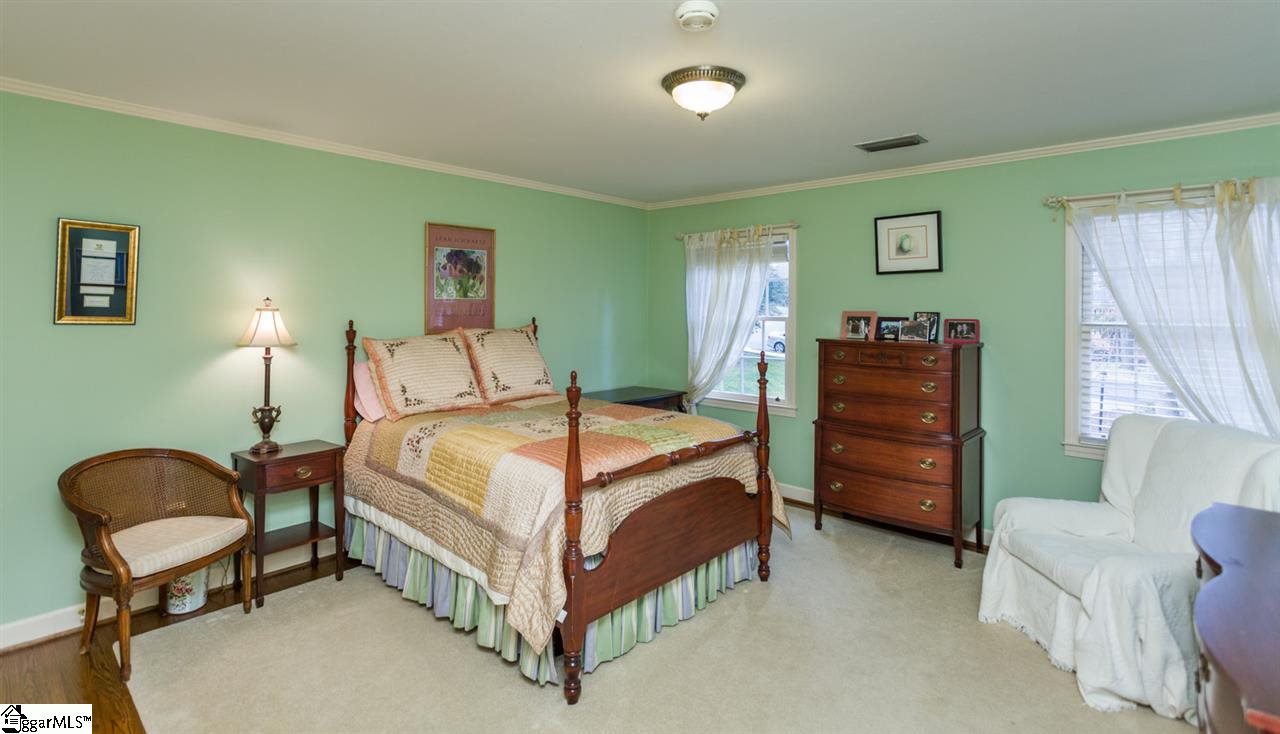 102 Shelburne Road Greenville, SC 29607 - Photo 17 of 30