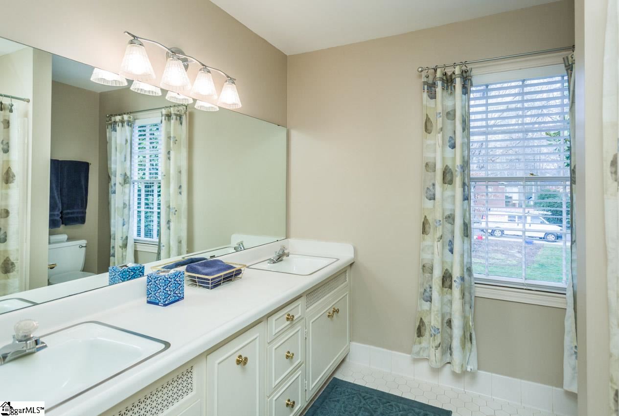 102 Shelburne Road Greenville, SC 29607 - Photo 19 of 30