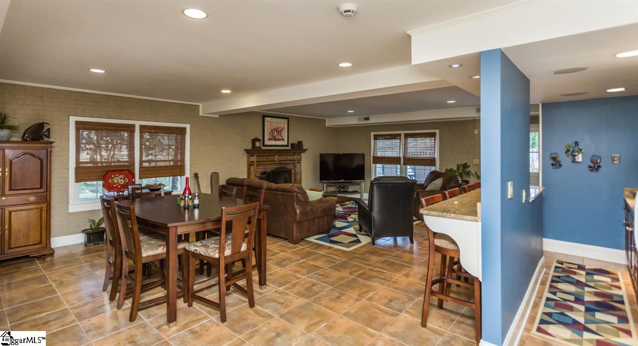 102 Shelburne Road Greenville, SC 29607 - Photo 20 of 30
