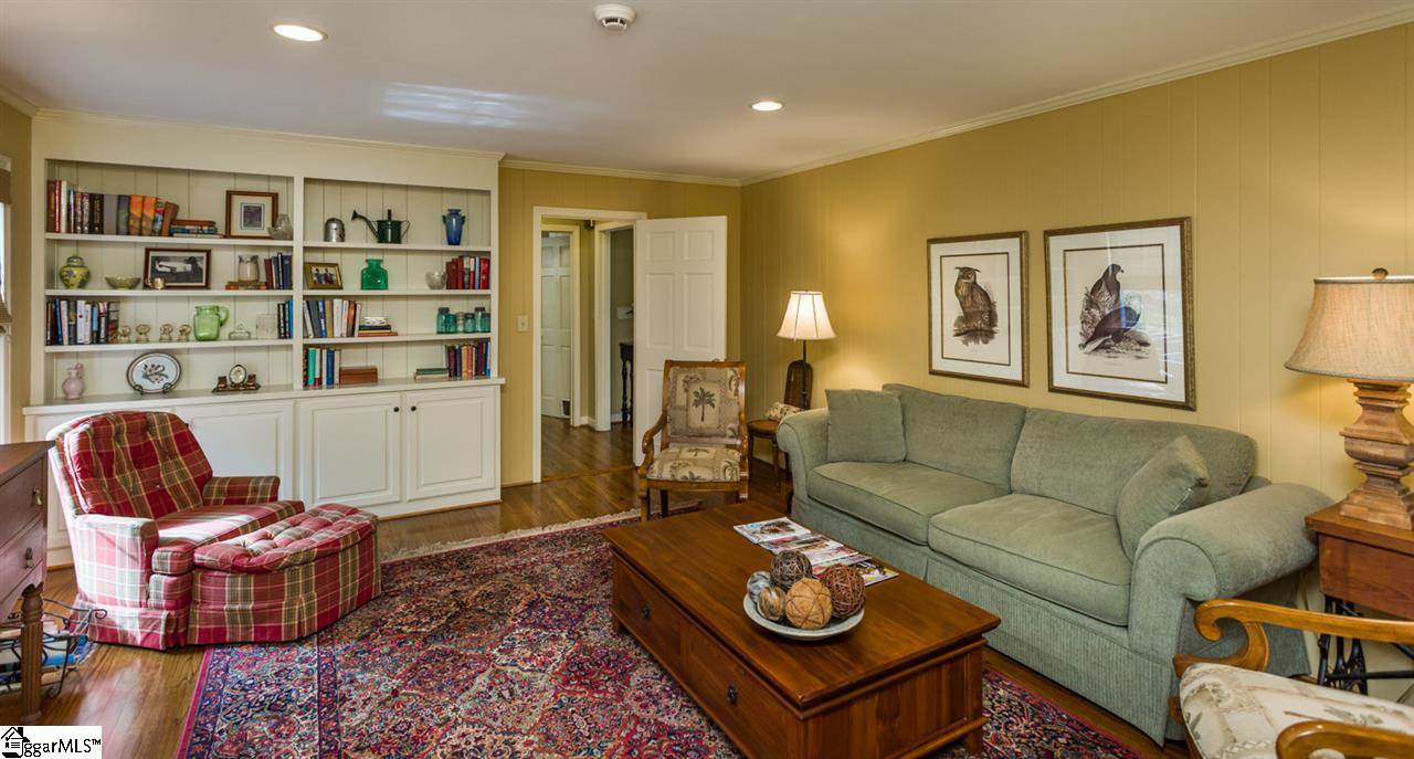 102 Shelburne Road Greenville, SC 29607 - Photo 6 of 30