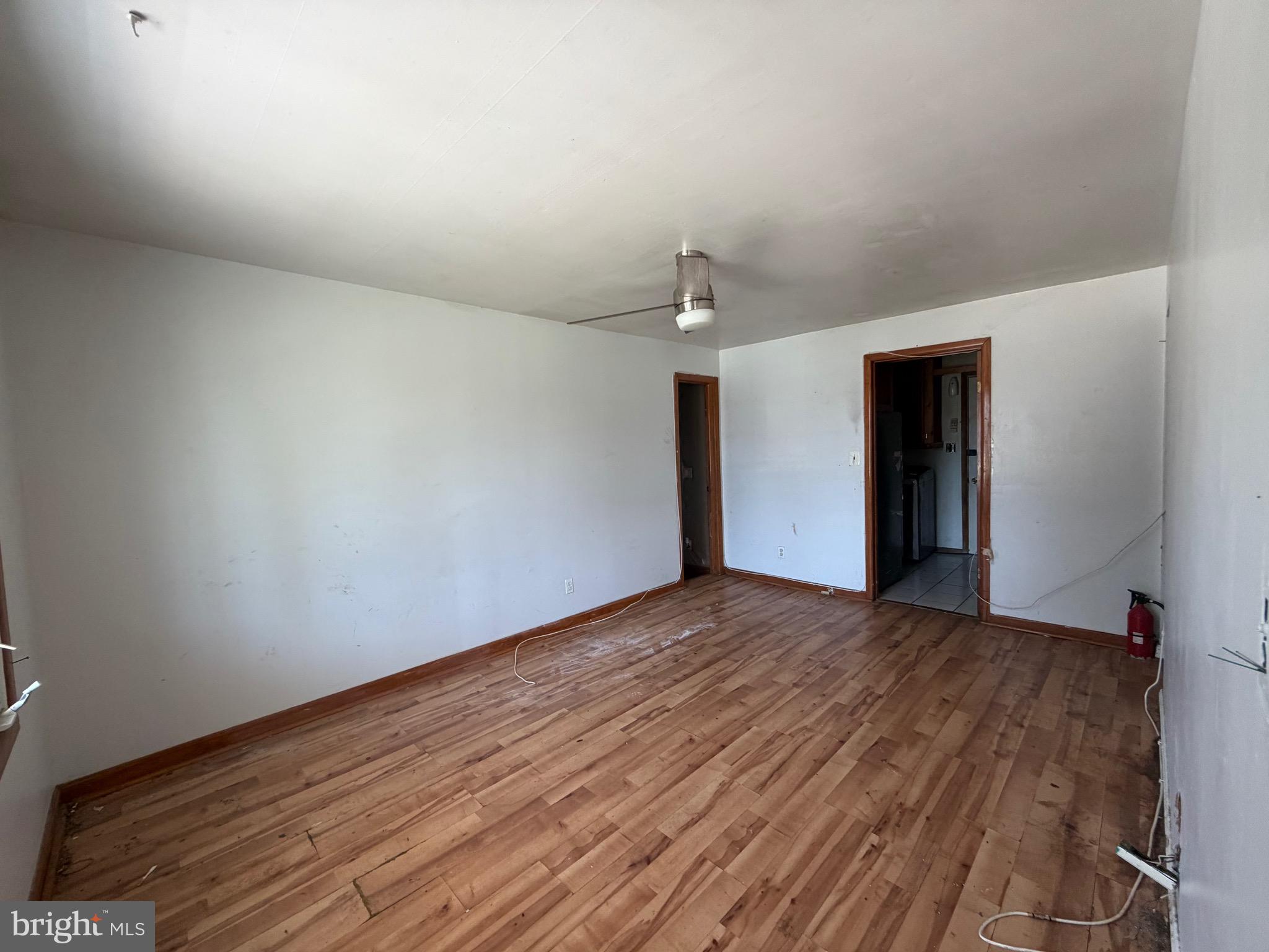 27 Langdon Road Burlington, NJ 08016 - Photo 5 of 19 Gallery Image 5