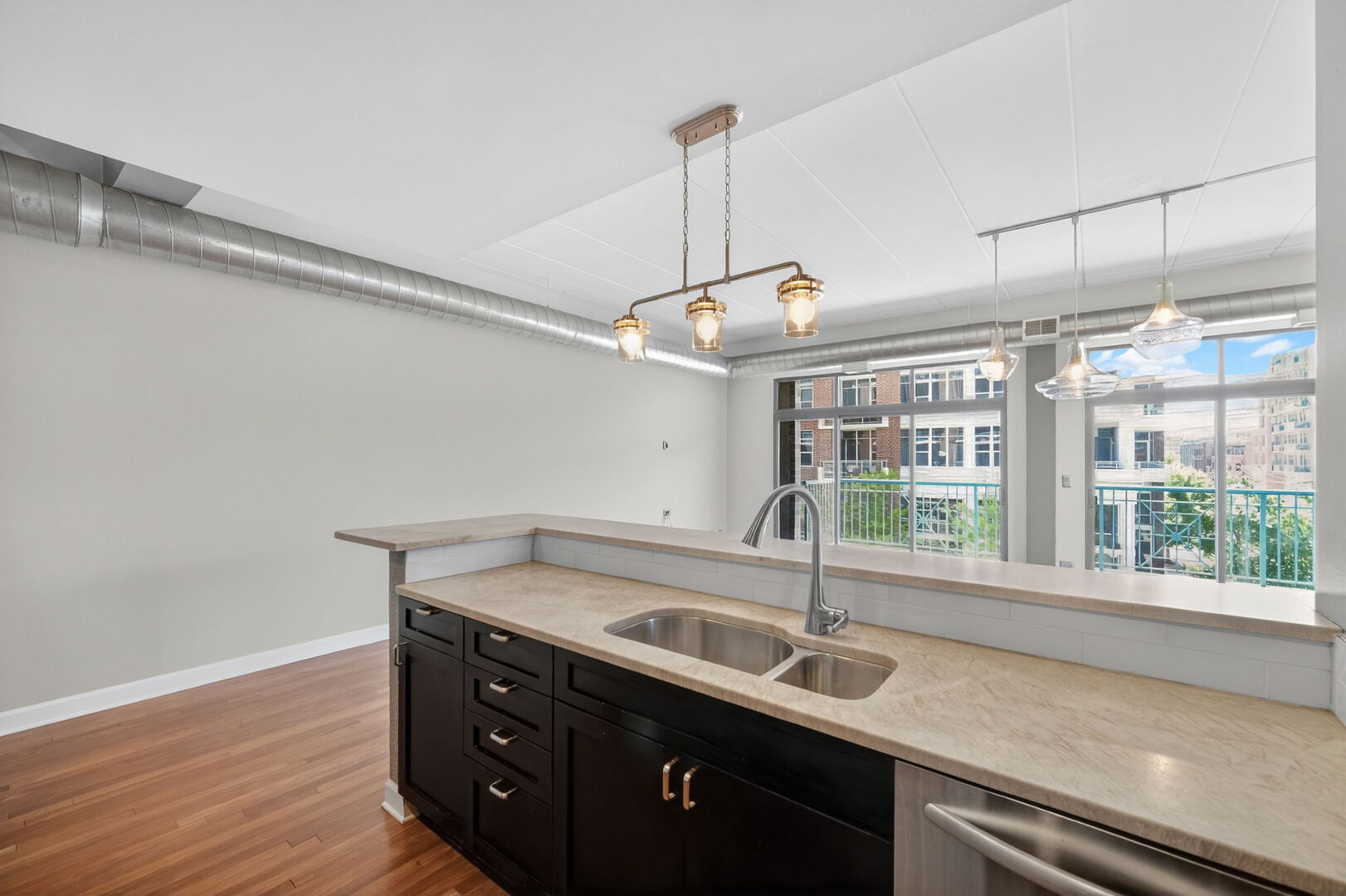 920 West Madison Street, Unit B4 Chicago, IL 60607 - Photo 17 of 34