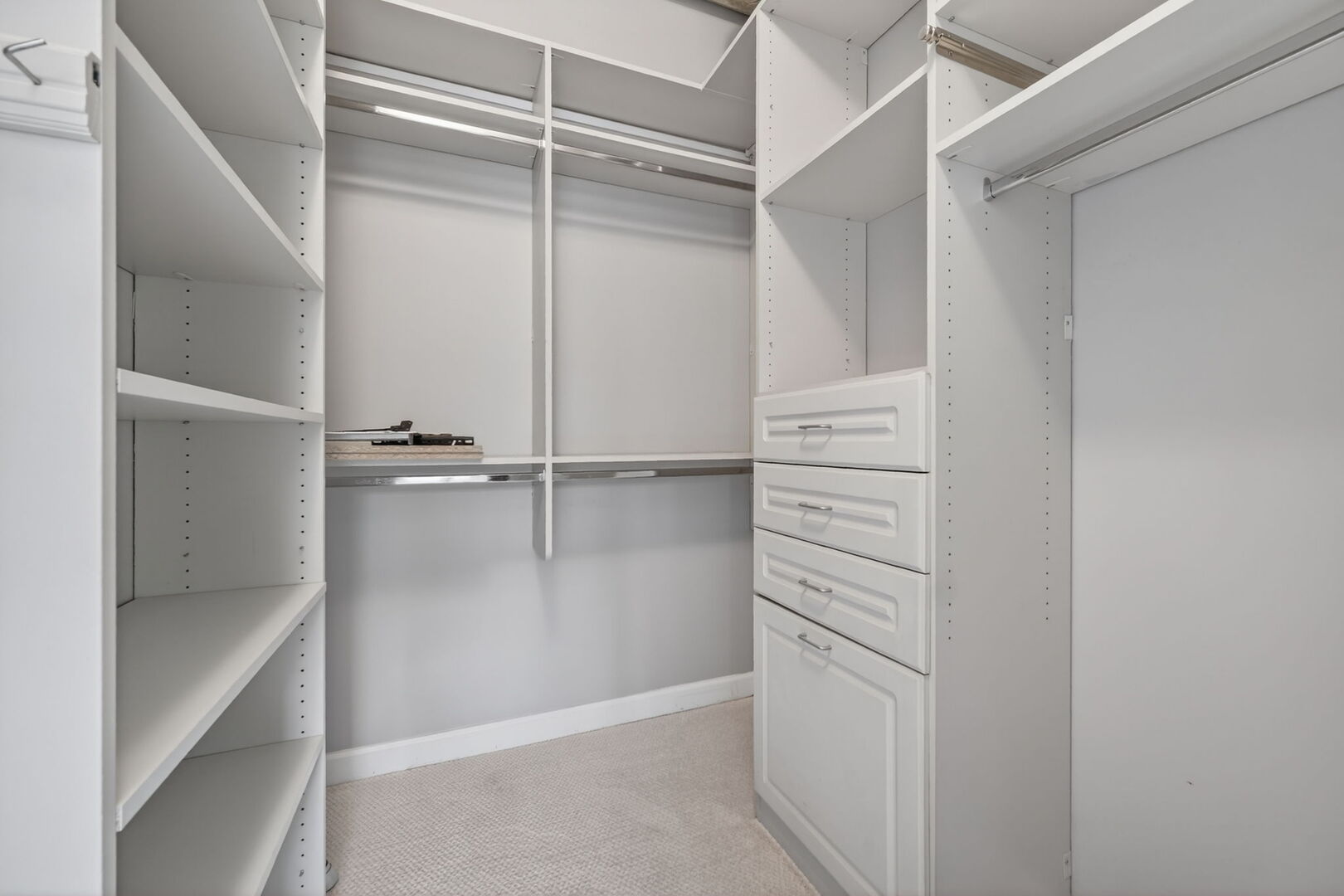 920 West Madison Street, Unit B4 Chicago, IL 60607 - Photo 21 of 34