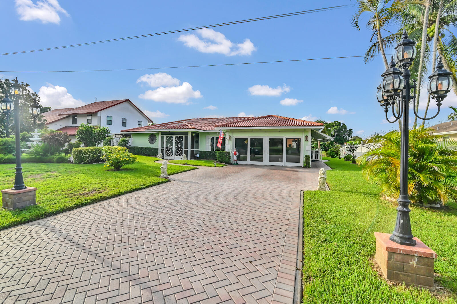 796 Avocet Road Delray Beach, FL 33444 - Photo 32 of 44 02 Front 02