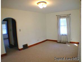 2529 South 6th Street Springfield, IL 62703 - Photo 3 of 9