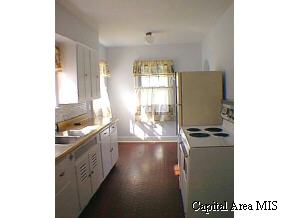 2529 South 6th Street Springfield, IL 62703 - Photo 5 of 9