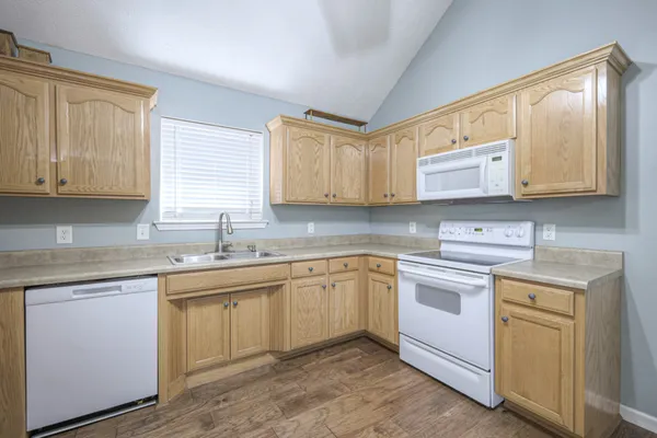 $2,100 | 5156 Cicada Circle, Murfreesboro, TN 37129