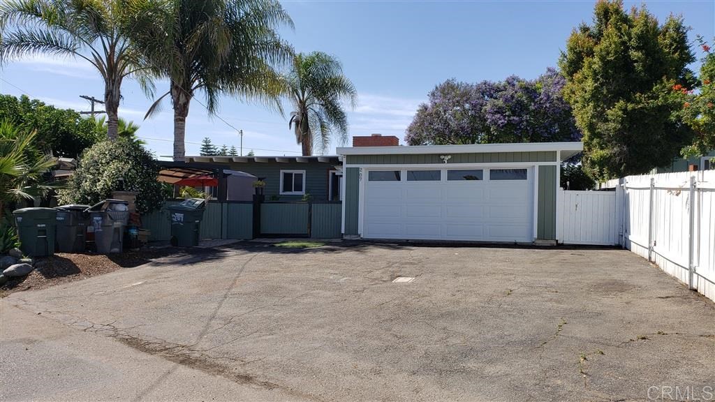 207 Knoll Road Vista, CA 92083 - Photo 2 of 25 Gallery Image 2