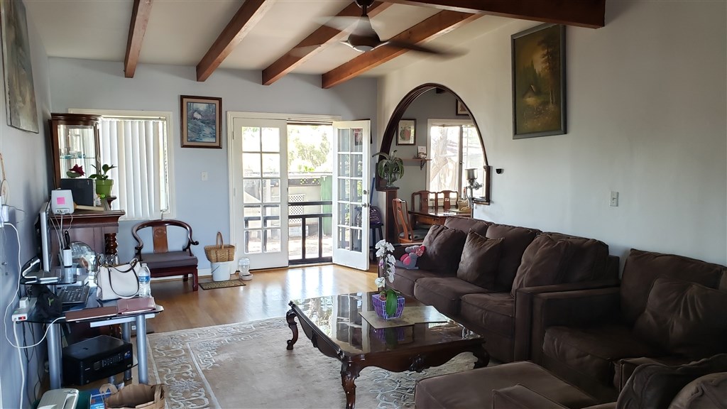 207 Knoll Road Vista, CA 92083 - Photo 17 of 25 Gallery Image 17