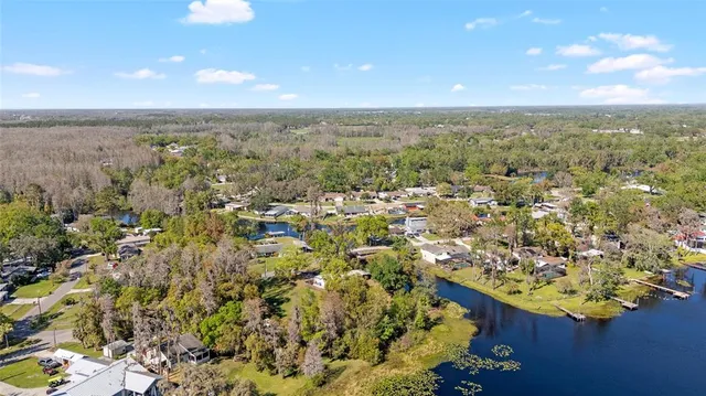 $375,000 | 18703 Lakeshore Drive, Lutz, FL 33549