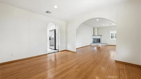 $2,988,000 | 317 South Canon Drive, Beverly Hills, CA 90212
