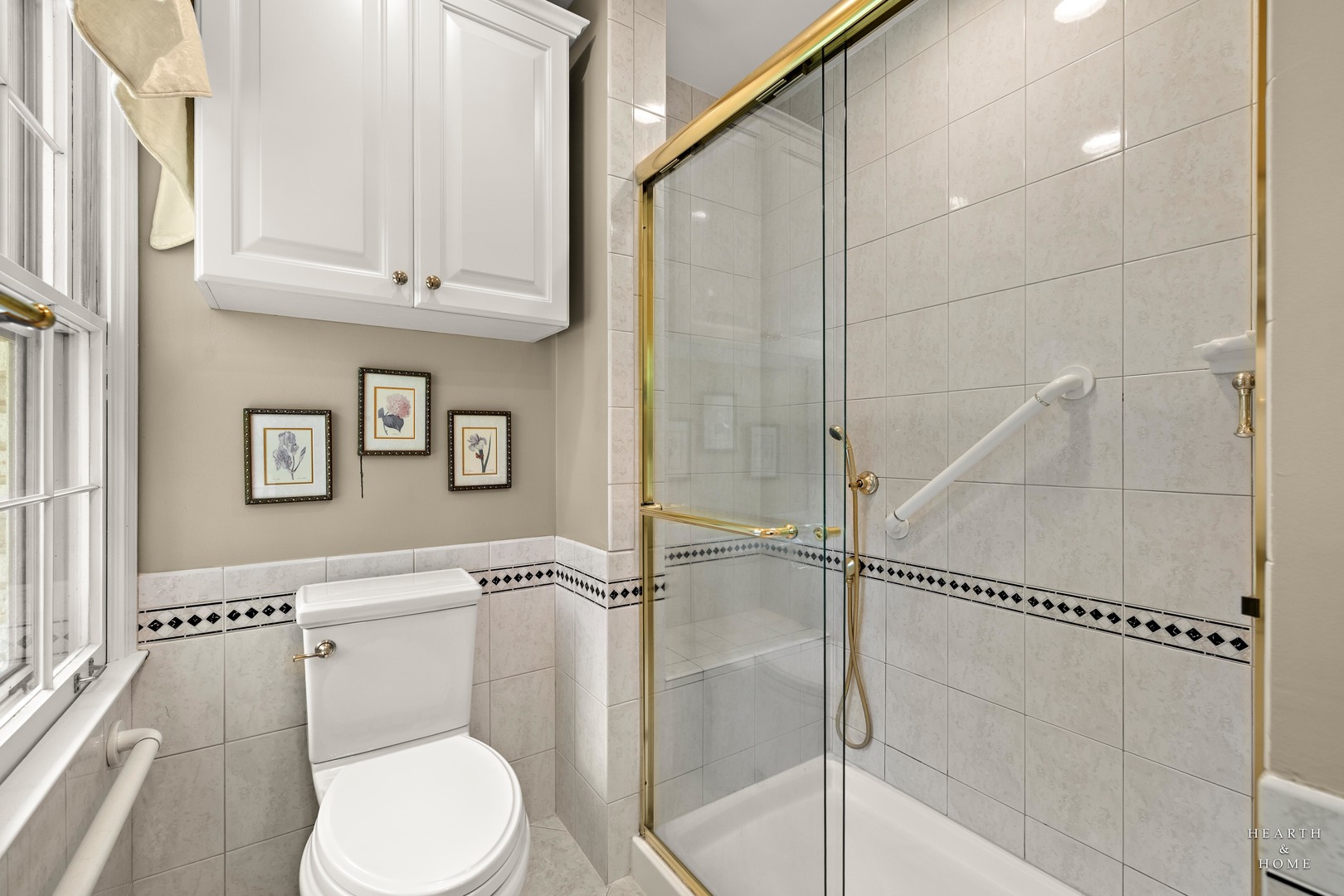 315 Old Mill Road Barrington, IL 60010 - Photo 24 of 37 a bathroom with a toilet and a shower