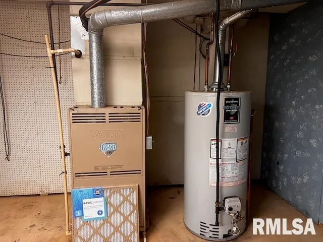 $125,000 | 1370 Willemmco Court, Canton, IL 61520