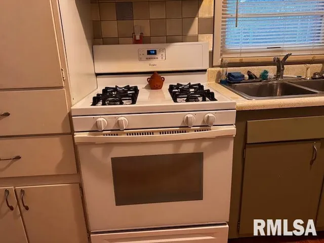 $125,000 | 1370 Willemmco Court, Canton, IL 61520