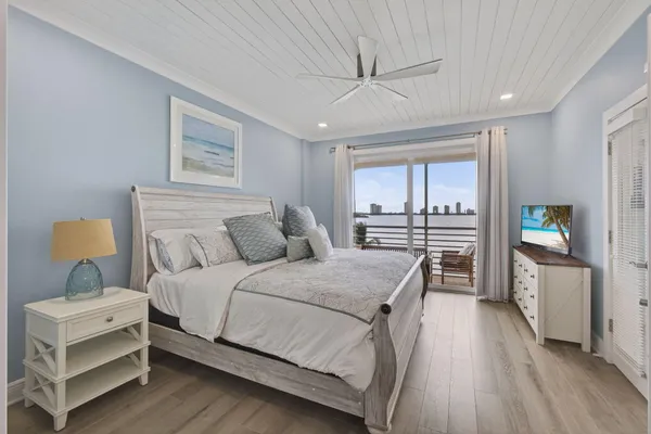 $3,500 | 105 Paradise Harbour Boulevard, Unit 501, North Palm Beach, FL 33408