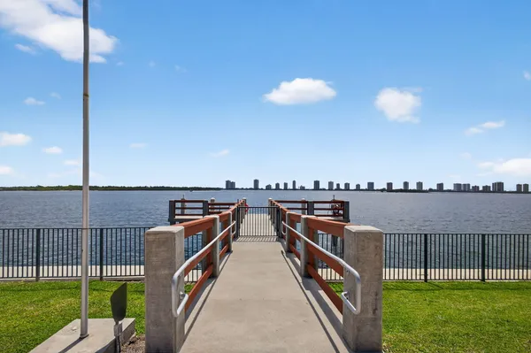 $3,500 | 105 Paradise Harbour Boulevard, Unit 501, North Palm Beach, FL 33408