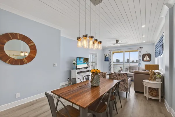 $3,500 | 105 Paradise Harbour Boulevard, Unit 501, North Palm Beach, FL 33408