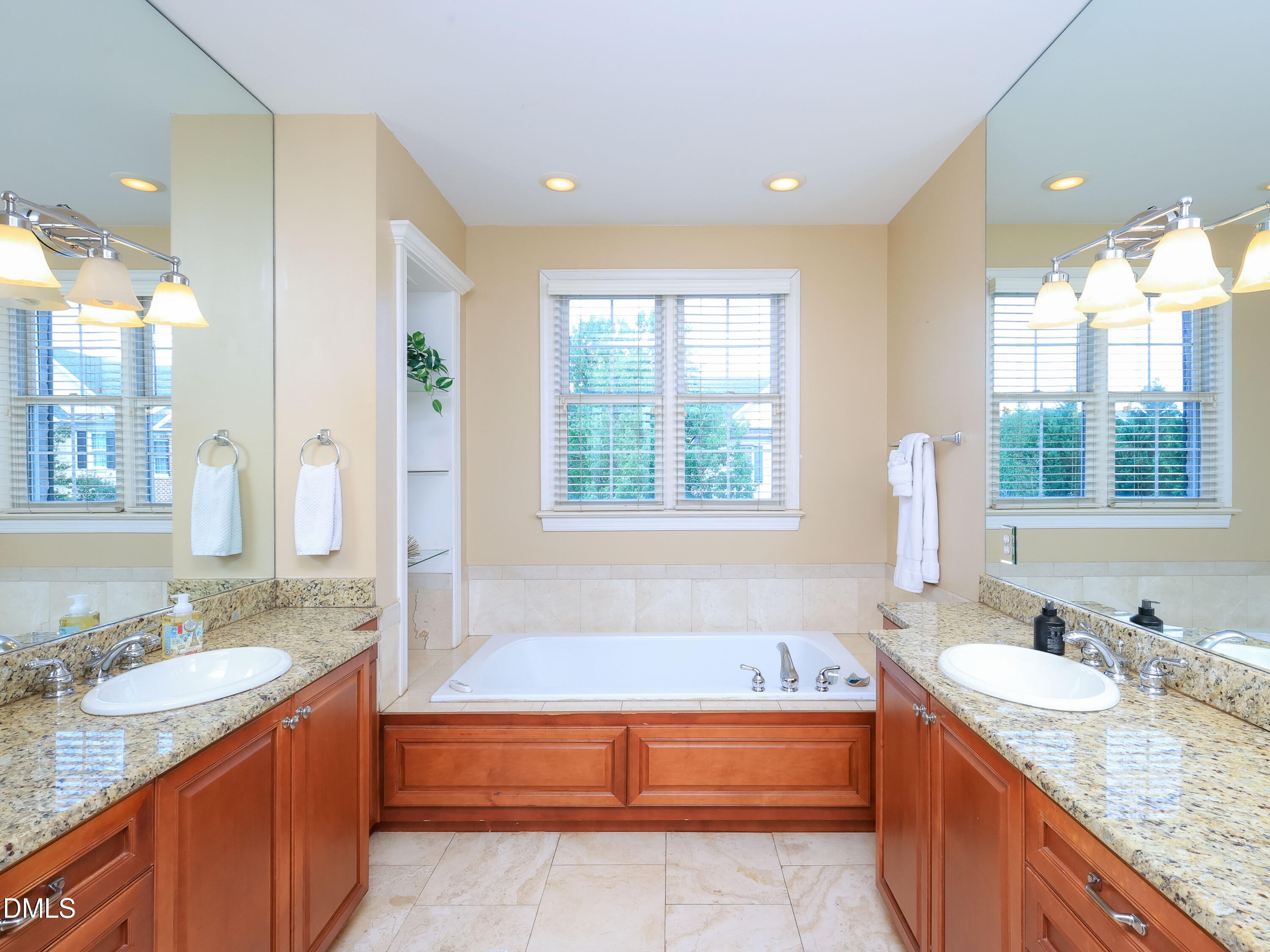 3925 Bentley Brook Drive Raleigh, NC 27612 - Photo 32 of 51 Primary Bath