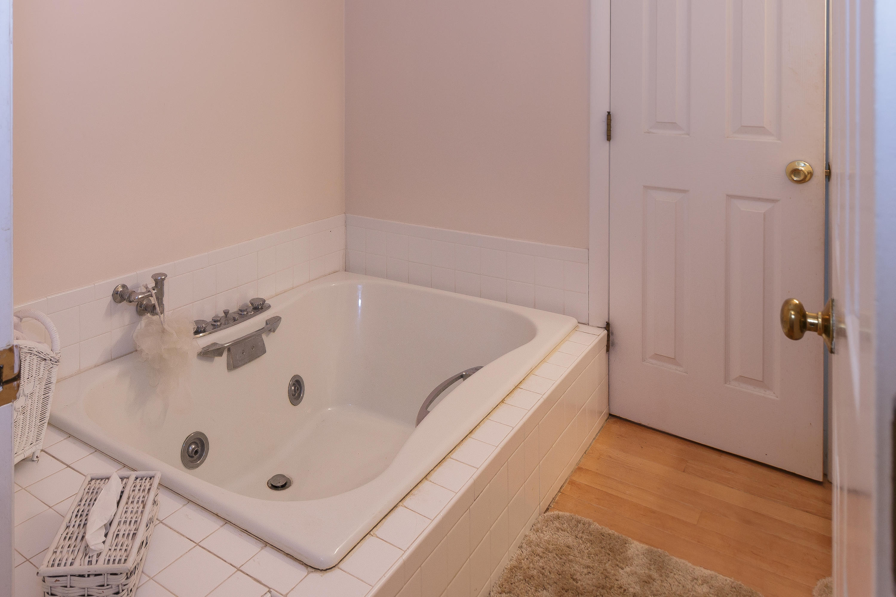 40 Rivers End Road East Falmouth, MA 02536 - Photo 18 of 24 MASTER BATH