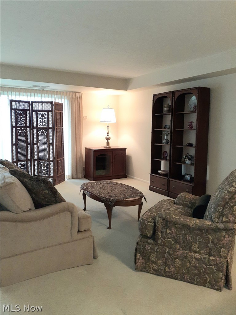 22555 Center Ridge Road, Unit 502 Rocky River, OH 44116 - Photo 6 of 18 Gallery Image 6