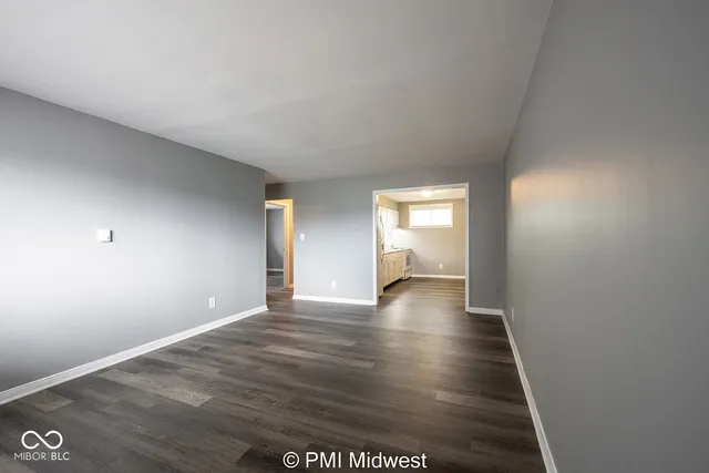 $949 | 7046 East US Highway 36, Unit 12, Avon, IN 46123