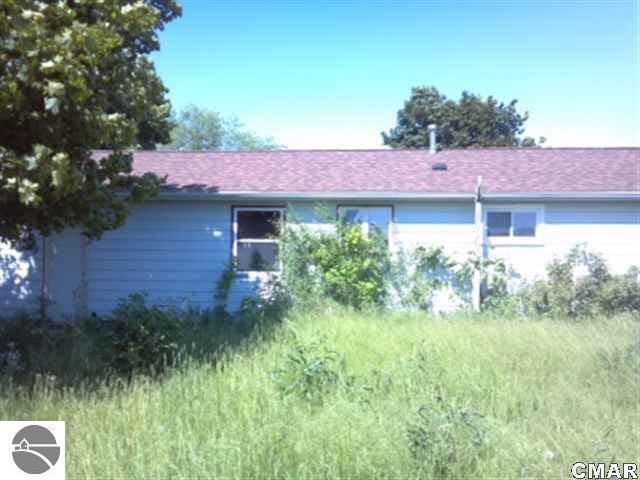 8895 South Mission Road Mount Pleasant, MI 48858 - Photo 2 of 7 1767800-1.JPG