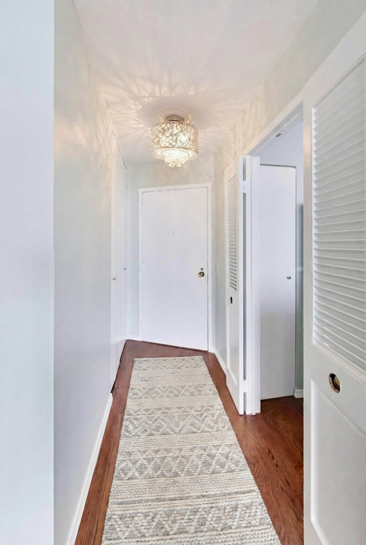 5415 North Sheridan Road, Unit 3203 Chicago, IL 60640 - Photo 3 of 20