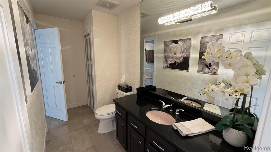 1483 Highpoint Drive Rochester, MI 48306 - Photo 13 of 45 Gallery Image 13