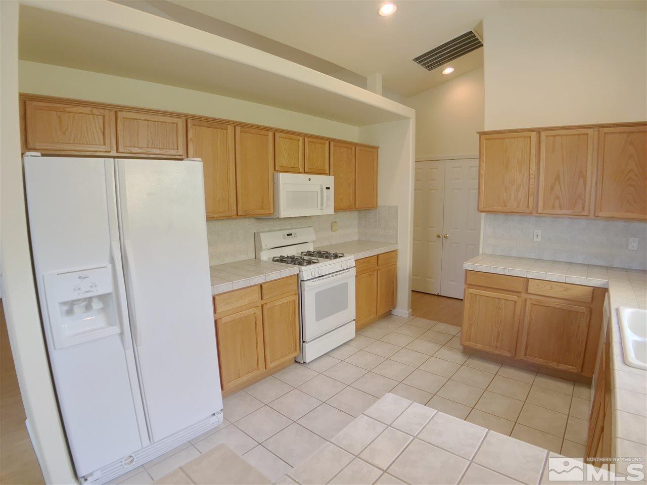 3815 Ranch Crest Drive Reno, NV 89509 - Photo 5 of 14 Photo 5