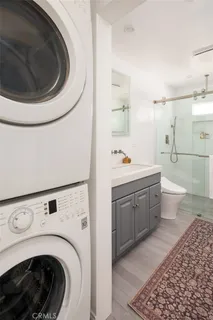 $1,070,000 | 1739 North Niagara Street, Burbank, CA 91505