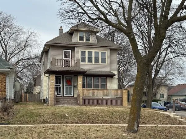 $179,900 | 2977 North 60th Street, Unit 2979, Milwaukee, WI 53210